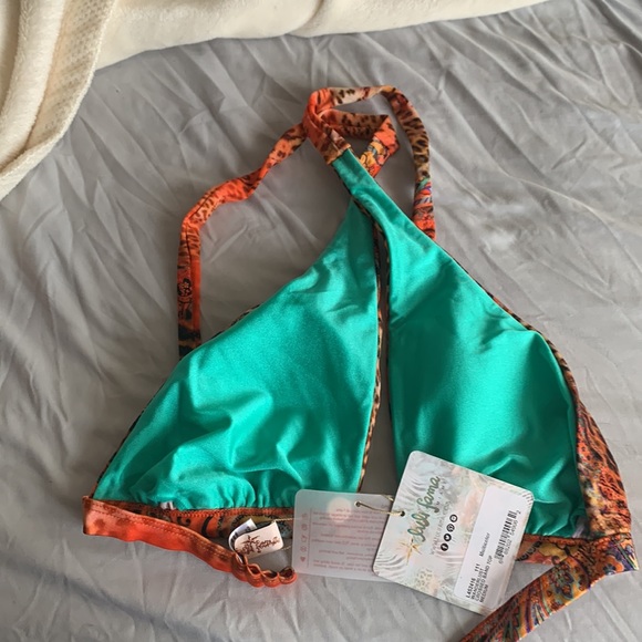 Luli Fama Wanderlust Crossed Band Top - Picture 3 of 3